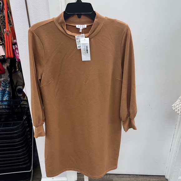 TCEC Camel Long Sleeve Dress Size Large NWT - Picture 1 of 1